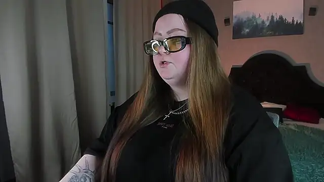 Snapshot of EMMA__CONNOR chatting on January 23, 2025, 7:11 am EMMA CONNOR online show from January 23, 2025, 7:11 am