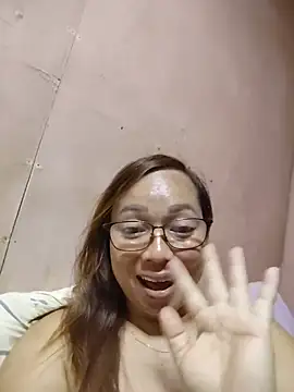 Snapshot of asianwet4u chatting on June 14, 2026, 4:42 pm asianwet4u online show from June 14, 2026, 4:42 pm