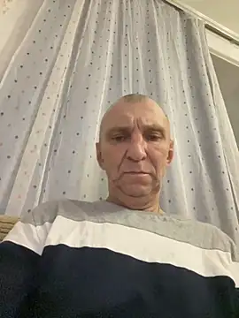 Snapshot of SHARP299 chatting on September 18, 2025, 5:26 pm SHARP299 online show from September 18, 2025, 5:26 pm