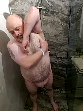 Snapshot of Bibear197511 chatting on October 4, 2025, 10:35 am Bibear197511 online show from October 4, 2025, 10:35 am