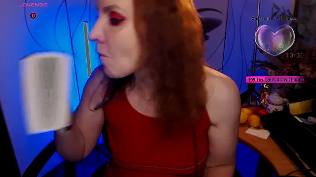 Snapshot of JohansonKatie chatting on November 20, 2025, 2:12 am JohansonKatie online show from November 20, 2025, 2:12 am