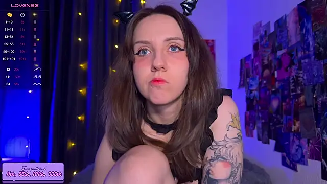 Snapshot of HotaruTomo chatting on November 2, 2025, 4:26 am HotaruTomo online show from November 2, 2025, 4:26 am