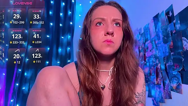 HotaruTomo online show from February 12, 2026, 2:06 am