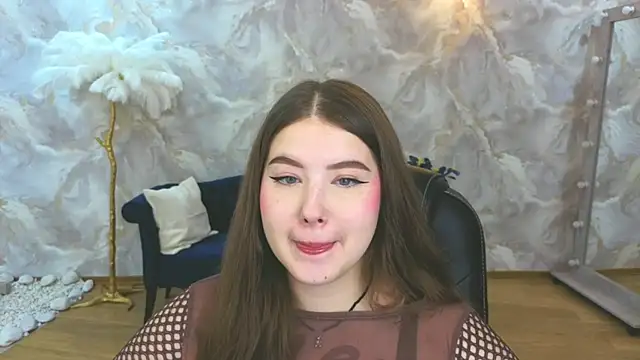 Snapshot of NicoleFoxery chatting on September 19, 2025, 6:19 pm NicoleFoxery online show from September 19, 2025, 6:19 pm