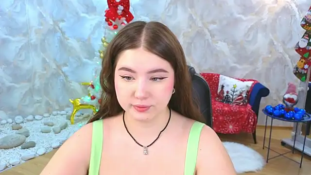 Snapshot of NicoleFoxery chatting on December 19, 2025, 6:15 pm NicoleFoxery online show from December 19, 2025, 6:15 pm