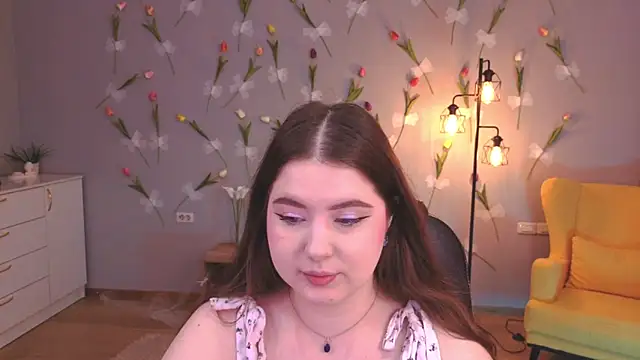 NicoleFoxery online show from April 9, 2026, 3:17 am