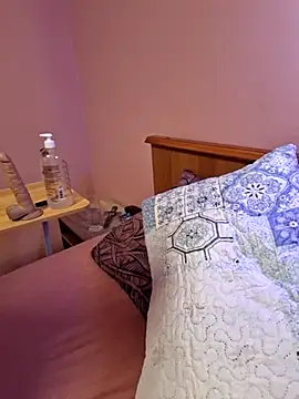 Hot Azaleea online show from January 11, 2026, 7:13 am