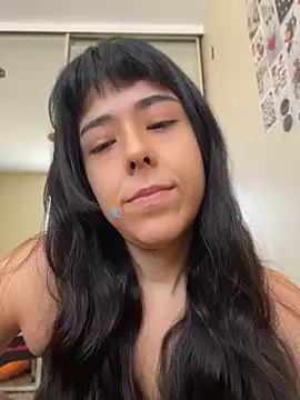 Evie-Luna online show from July 17, 2026, 6:35 pm