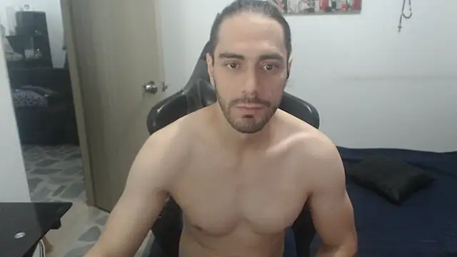 samuelgarcia  online show from January 7, 2026, 9:23 am