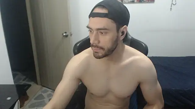 samuelgarcia  online show from March 7, 2026, 10:23 am