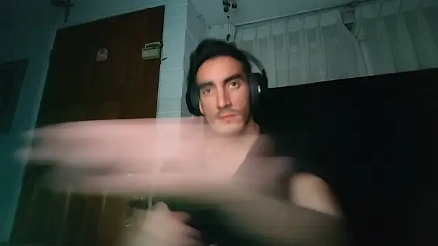 TommyMomentum online show from December 15, 2025, 5:55 am