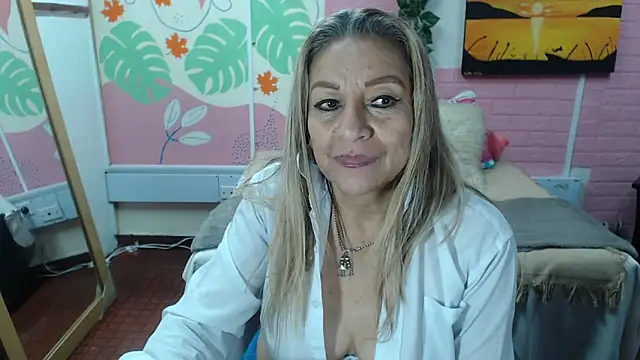 ZAMANTHA online show from February 22, 2025, 9:48 pm