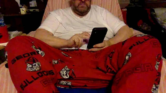 Snapshot of Drwhocares chatting on February 8, 2025, 1:22 am Drwhocares online show from February 8, 2025, 1:22 am