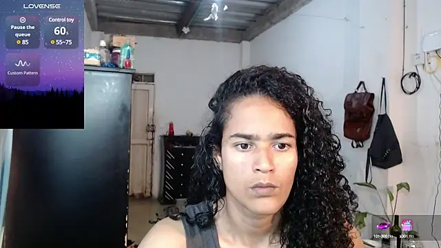 Snapshot of jasminne_ chatting on December 13, 2024, 3:54 pm jasminne online show from December 13, 2024, 3:54 pm