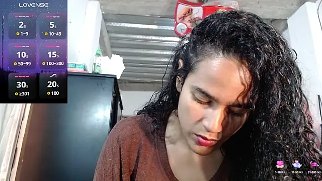 Snapshot of jasminne_ chatting on January 15, 2025, 4:54 pm jasminne online show from January 15, 2025, 4:54 pm