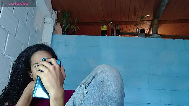 Snapshot of jasminne_ chatting on October 4, 2025, 6:17 pm jasminne online show from October 4, 2025, 6:17 pm