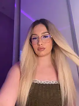 mollyxxx online show from May 31, 2026, 1:14 am