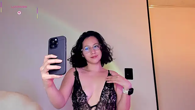 Anyi 1 online show from July 15, 2026, 1:00 am