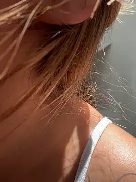 jessieamy online show from September 19, 2025, 11:22 am