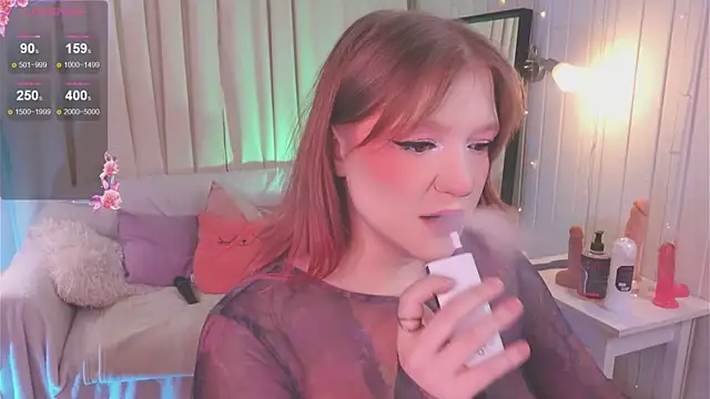 Snapshot of Crazy_Wine chatting on February 17, 2026, 10:38 pm Crazy Wine online show from February 17, 2026, 10:38 pm