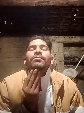 Snapshot of SunnyleoneBG chatting on December 15, 2024, 1:35 am SunnyleoneBG online show from December 15, 2024, 1:35 am