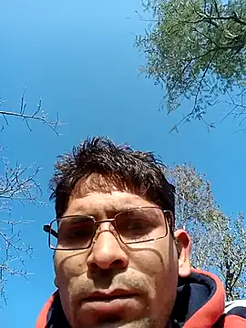 Snapshot of SunnyleoneBG chatting on December 29, 2024, 9:17 am SunnyleoneBG online show from December 29, 2024, 9:17 am