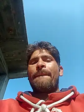 Snapshot of SunnyleoneBG chatting on January 30, 2025, 4:37 am SunnyleoneBG online show from January 30, 2025, 4:37 am