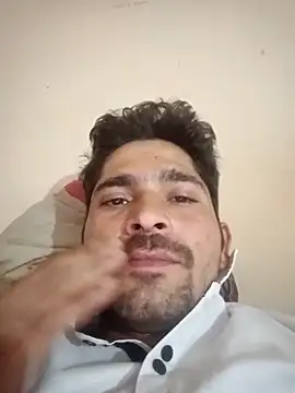 Snapshot of SunnyleoneBG chatting on March 21, 2025, 11:33 am SunnyleoneBG online show from March 21, 2025, 11:33 am