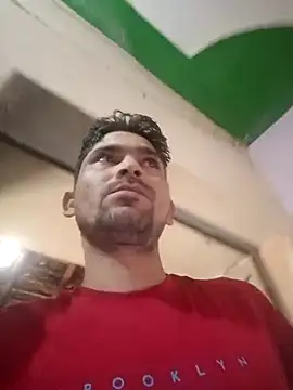 Snapshot of SunnyleoneBG chatting on November 3, 2025, 4:58 am SunnyleoneBG online show from November 3, 2025, 4:58 am