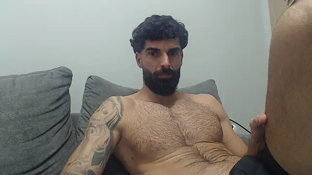 Verycutex online show from February 5, 2026, 8:24 pm