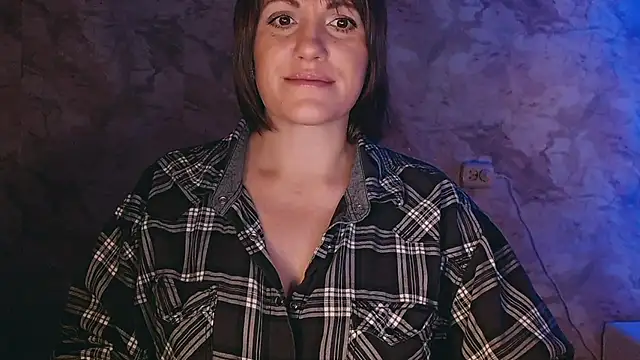 Snapshot of _letty_ chatting on December 6, 2024, 1:29 am letty online show from December 6, 2024, 1:29 am