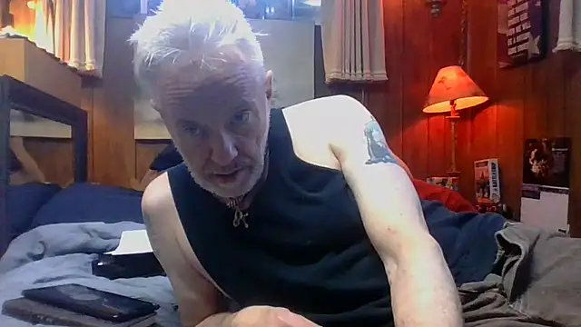 Makowboy online show from January 8, 2025, 7:13 pm