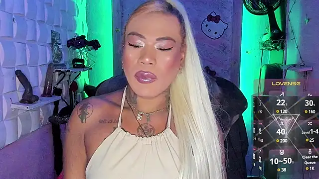 Snapshot of tsviolett chatting on March 4, 2025, 7:32 pm tsviolett online show from March 4, 2025, 7:32 pm