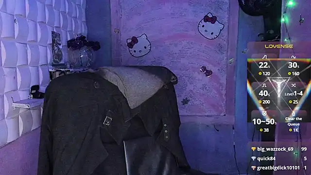 Snapshot of tsviolett chatting on March 6, 2025, 9:42 pm tsviolett online show from March 6, 2025, 9:42 pm