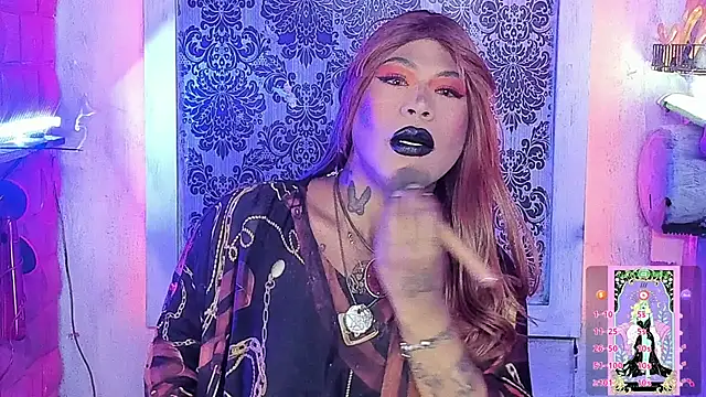 Snapshot of tsviolett chatting on November 5, 2025, 6:41 pm tsviolett online show from November 5, 2025, 6:41 pm