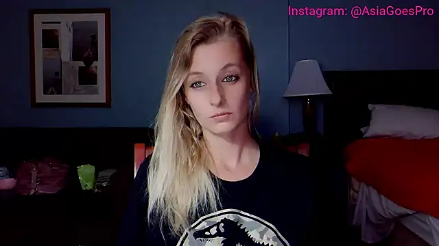 Snapshot of AsiaGoesPro chatting on September 24, 2025, 2:15 am AsiaGoesPro online show from September 24, 2025, 2:15 am