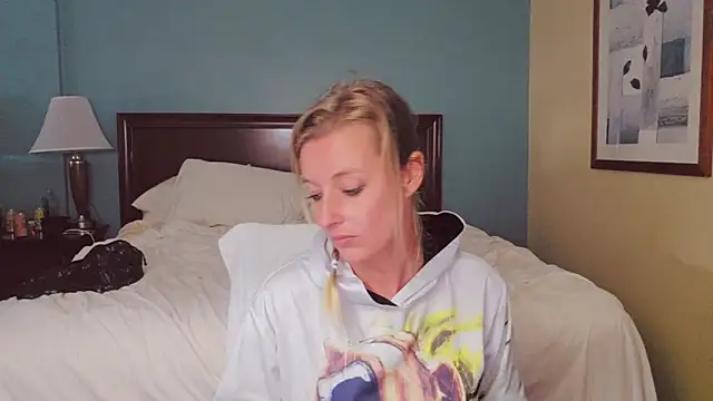 Snapshot of AsiaGoesPro chatting on September 30, 2025, 4:12 pm AsiaGoesPro online show from September 30, 2025, 4:12 pm