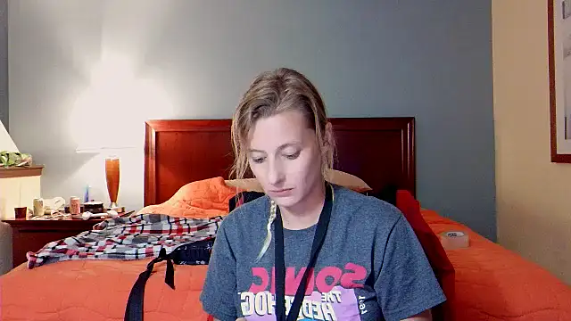 Snapshot of AsiaGoesPro chatting on October 4, 2025, 2:09 am AsiaGoesPro online show from October 4, 2025, 2:09 am