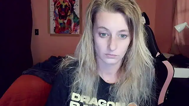 Snapshot of AsiaGoesPro chatting on November 2, 2025, 6:43 pm AsiaGoesPro online show from November 2, 2025, 6:43 pm