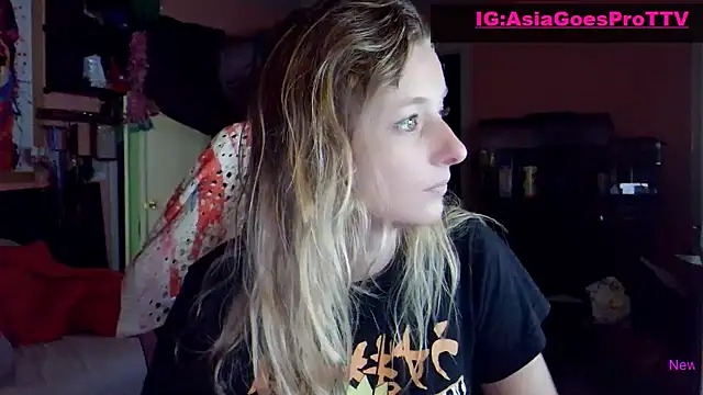 Snapshot of AsiaGoesPro chatting on August 3, 2026, 1:27 pm AsiaGoesPro online show from August 3, 2026, 1:27 pm