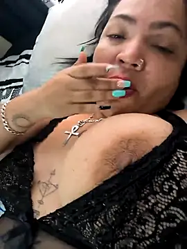 NIKOLE1301 online show from September 13, 2025, 3:34 pm