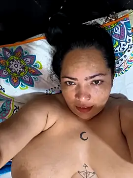 NIKOLE1301 online show from April 10, 2026, 2:44 pm