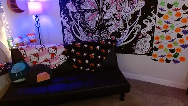 HazeyBvby online show from October 8, 2025, 6:00 am