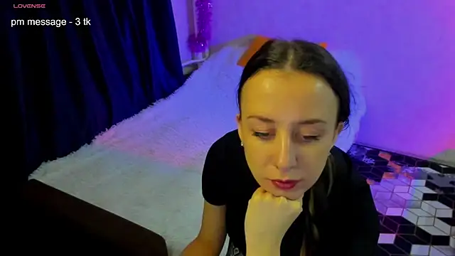 Snapshot of CurlySteph chatting on February 2, 2025, 10:17 pm CurlySteph online show from February 2, 2025, 10:17 pm