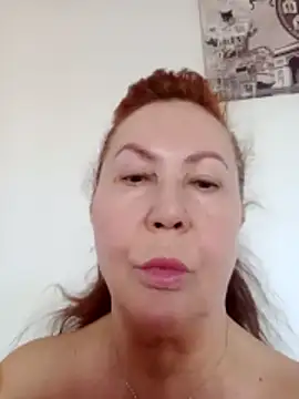 Hottie-Mom online show from March 4, 2026, 8:20 am