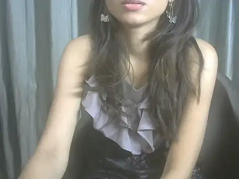 Snapshot of sexy_lela chatting on January 7, 2025, 8:13 am sexy lela online show from January 7, 2025, 8:13 am