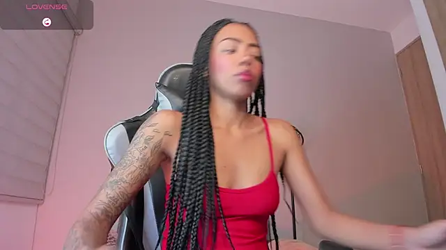 ashley 23  online show from March 27, 2026, 3:56 am