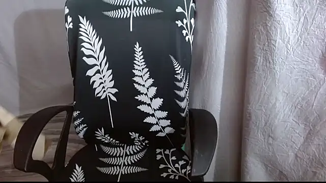 Snapshot of Ria_fun chatting on December 12, 2024, 6:31 pm Ria fun online show from December 12, 2024, 6:31 pm