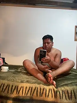 Snapshot of eamisay chatting on April 6, 2026, 4:10 am eamisay online show from April 6, 2026, 4:10 am