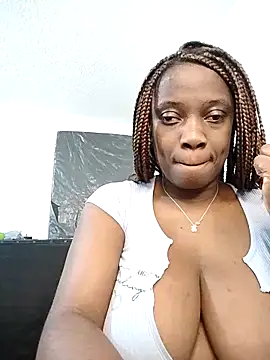 doucebrune online show from May 22, 2026, 8:47 pm
